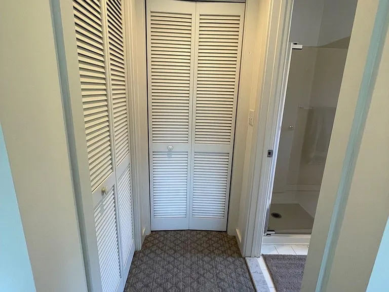 15 Hammersmith Rd #33 — Photo 12