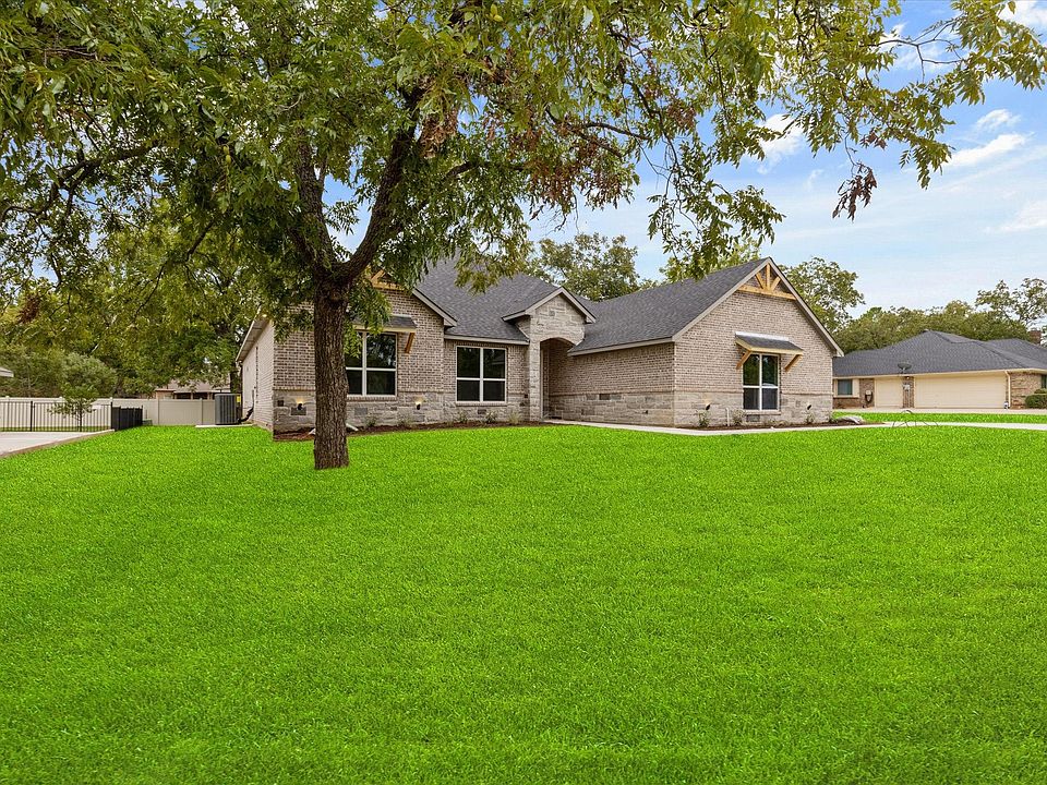 1st image of 9003 Magnolia Vale Dr