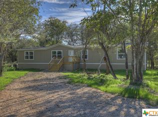 2847 Odaniel Rd, Seguin, TX 78155