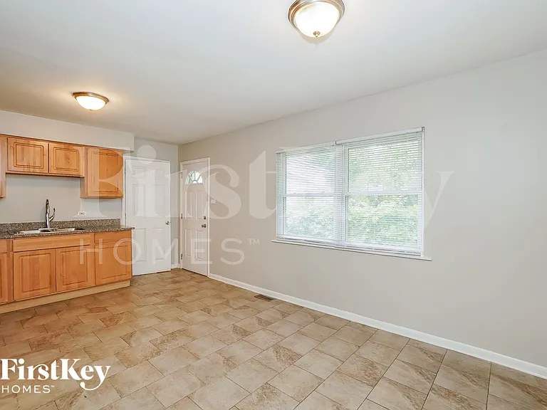 4200 Arlington Dr — Photo 5
