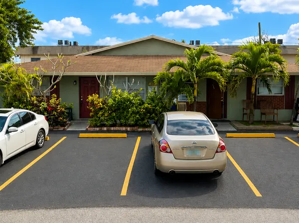 500 NW 35 St