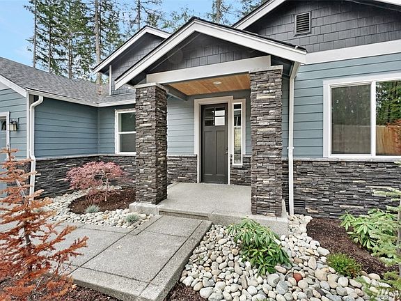4th image of 14412 18th Avenue Ct S
