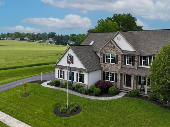 840 Jasmine Ave, Mount Joy, PA 17552