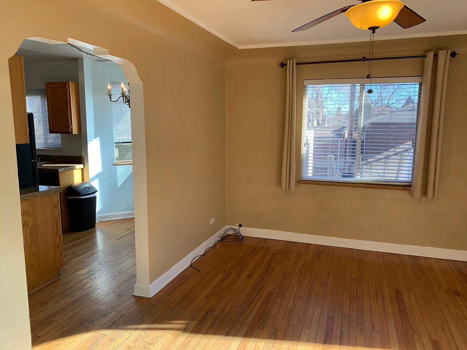 2 bed, 900 sqft, $2,000 — Photo 4