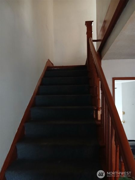 3rd image of 817 S 13th street