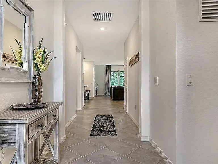 10896 Pinot Dr — Photo 4