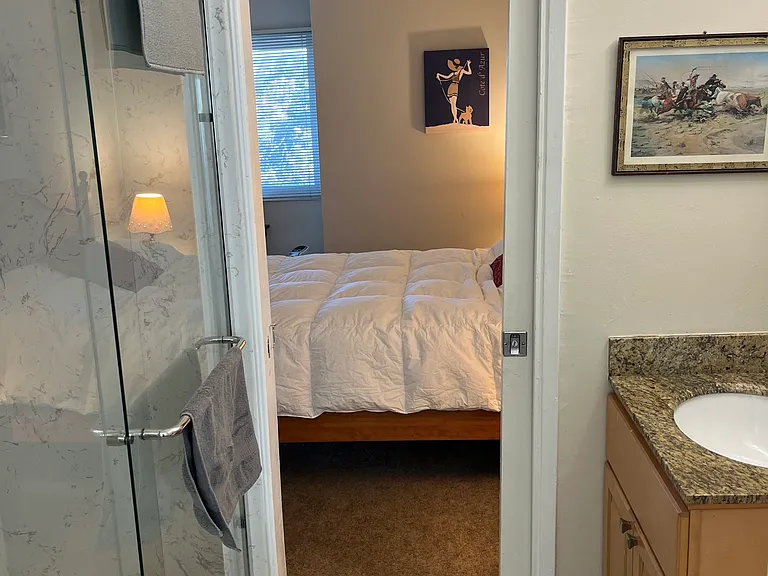 655 Macarthur Blvd #4 — Photo 11