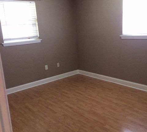 5th image of 1116 Farrington Dr