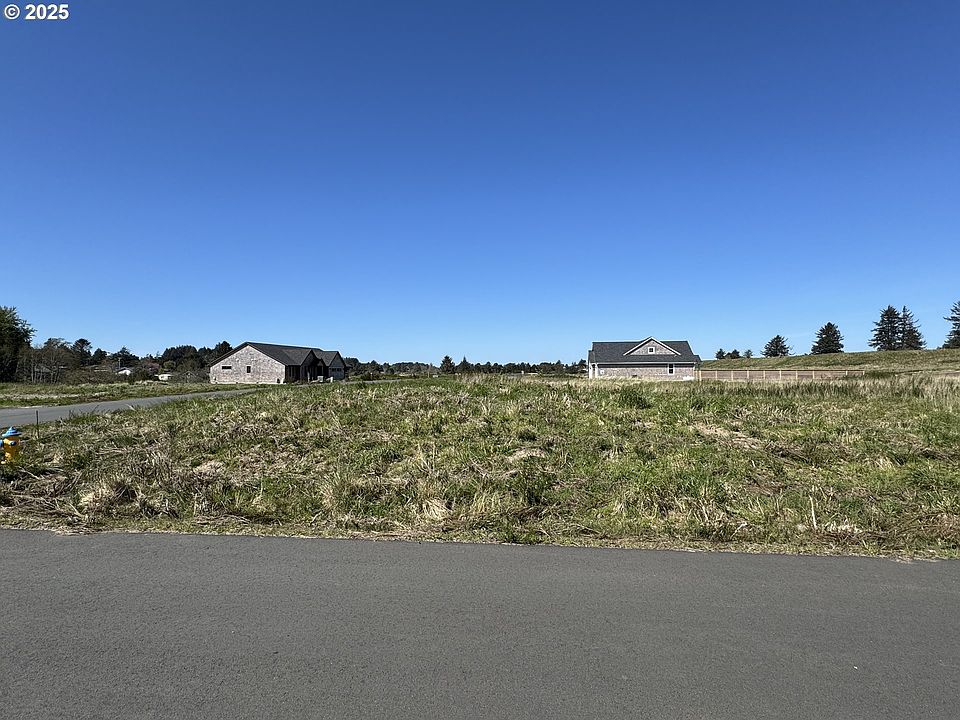 2nd image of Hobie Rd Lot 43