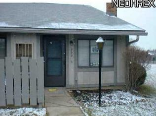 909 Kirkwall Dr, Akron, OH