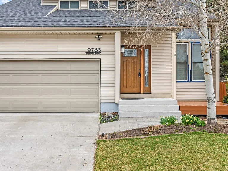 9763 S Sitzmark Dr — Photo 1