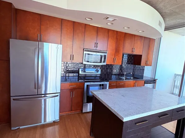 360 Nueces St APT 1902, Austin, TX 78701