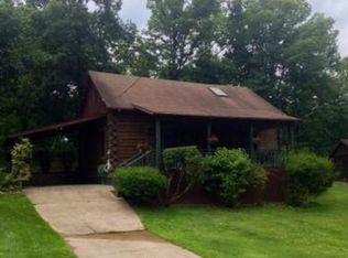 67 Houston St, Nitro, WV 25143