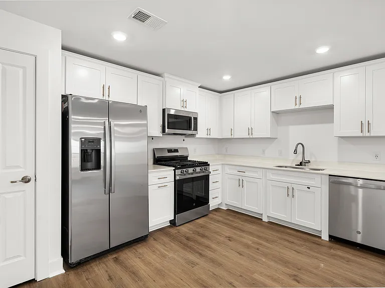 2307 Prince Hall Dr #3 — Photo 16