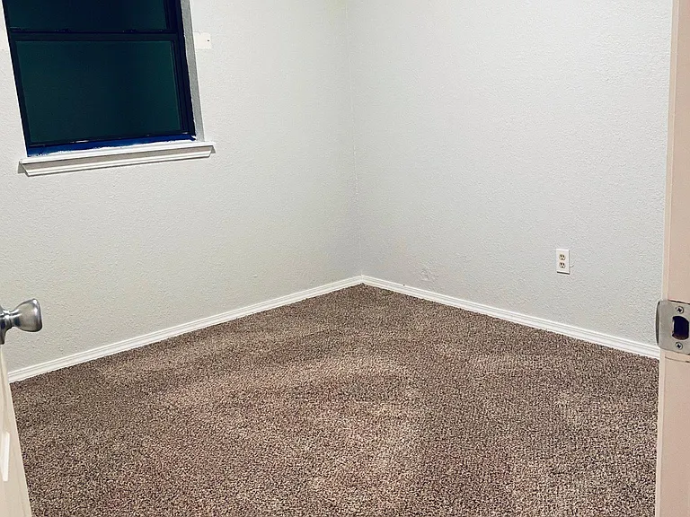 2716 Zachary Pl — Photo 11