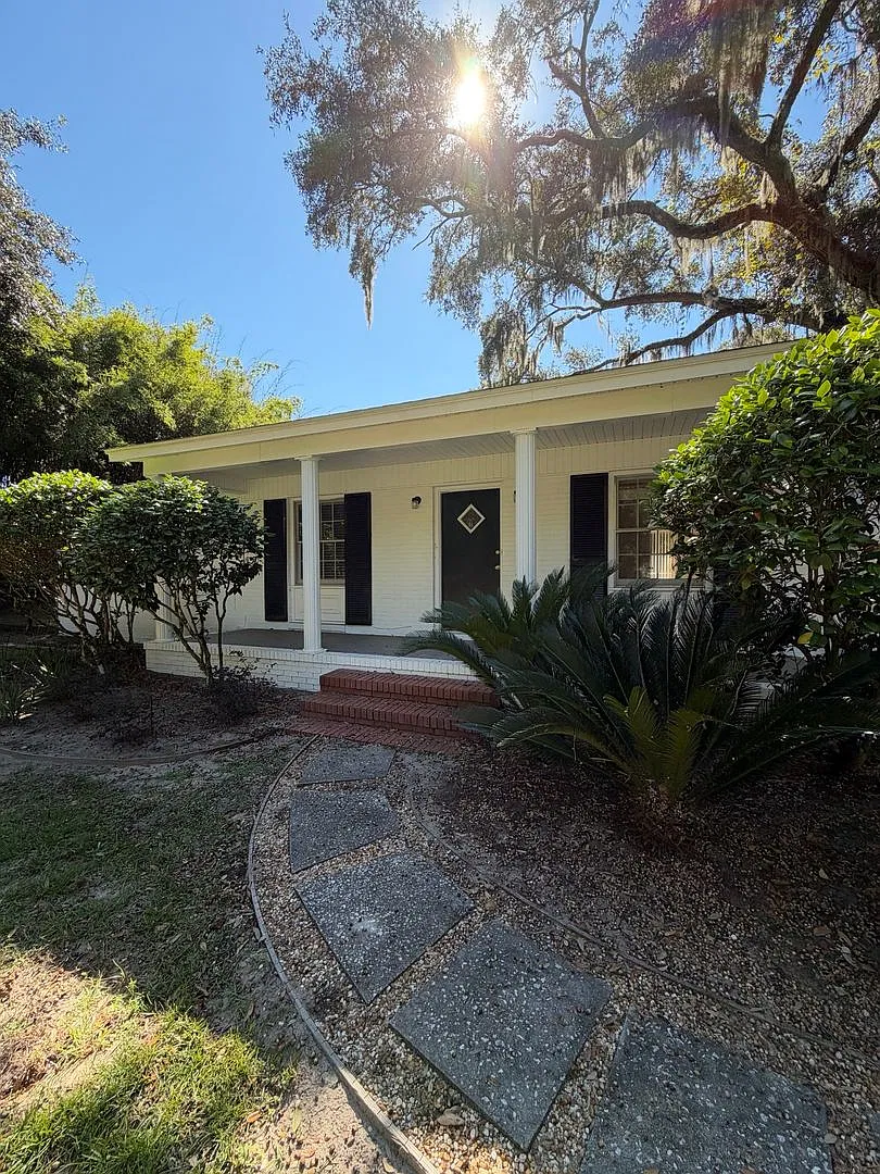 101 Rivera Drive St. Simons Island, GA 31522 — Photo 2