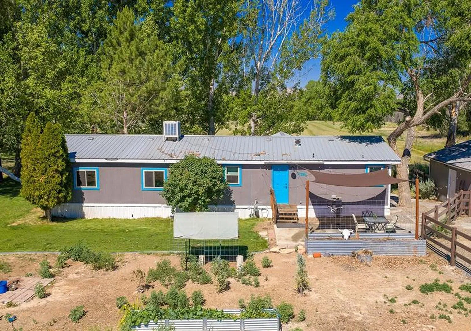 Beautiful 7-Acre Country Rental in Fruita - Stunning Monument Views! — Photo 2