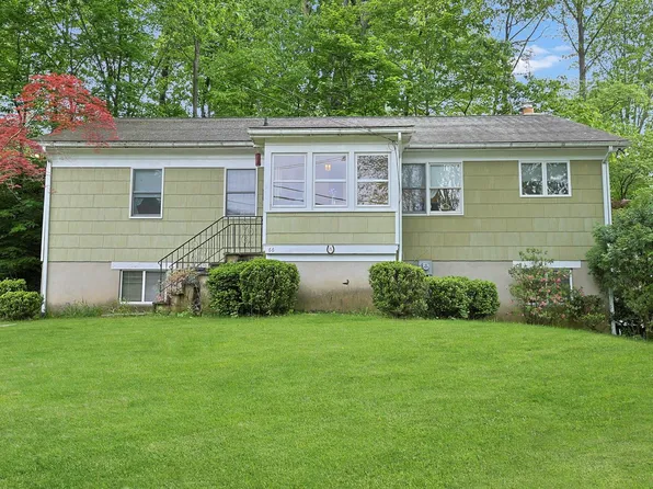 66 Upland Avenue, White Plains, NY 10604