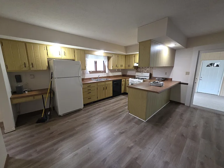 217 Shalley Dr — Photo 16