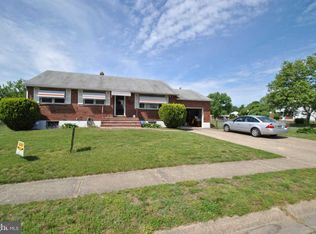 4 Powhatan Rd, New Castle, DE 19720