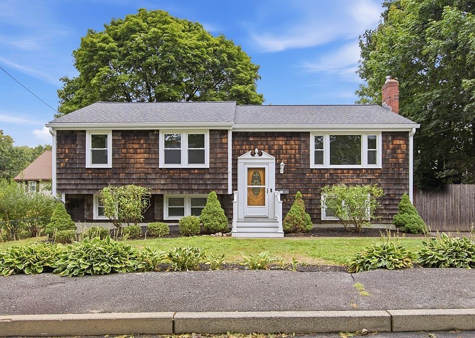 1st image of 203 Hobart St