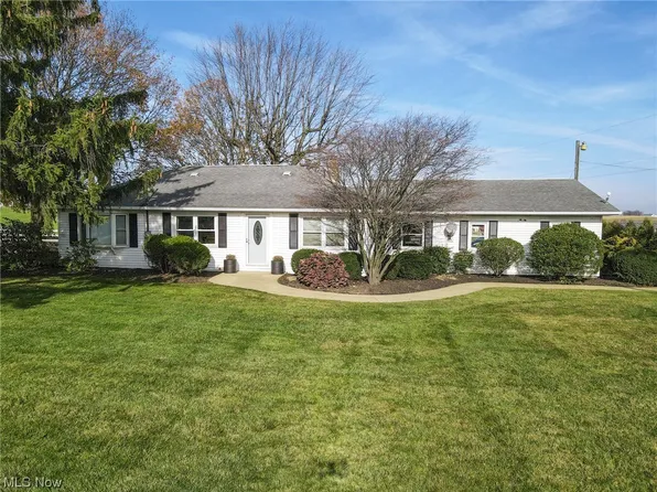 16710 Dover Rd, Dundee, OH 44624