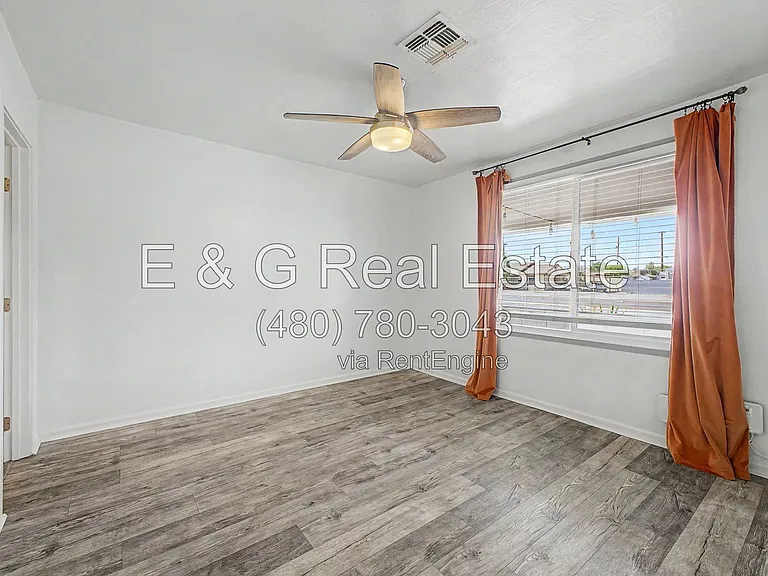 1711 W Montecito Ave — Photo 12