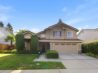 9401 Windrunner Ln, Elk Grove, CA 95758