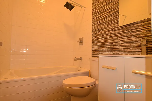 Rented by null | media 15