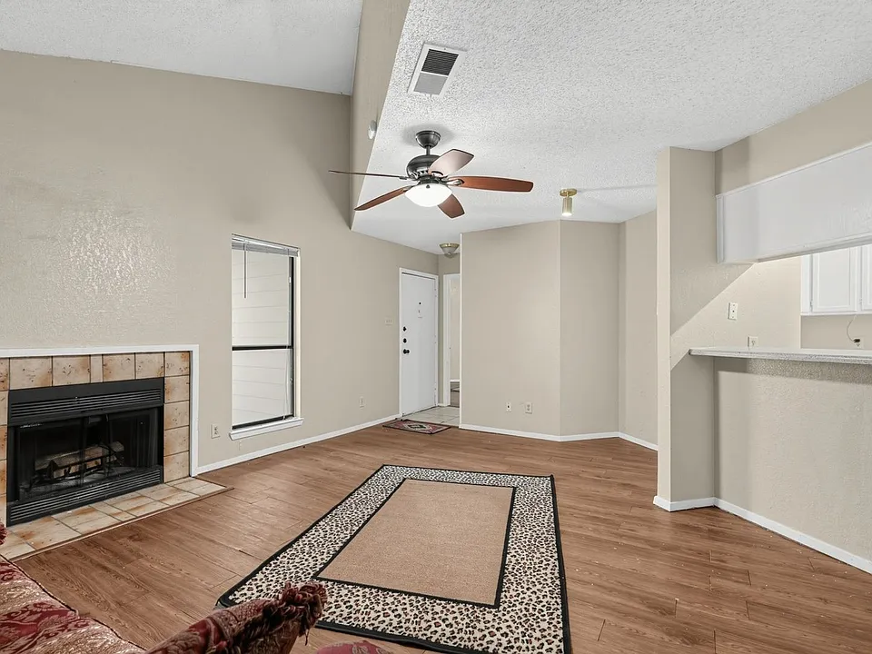 1608 Pecan Chase Cir #42