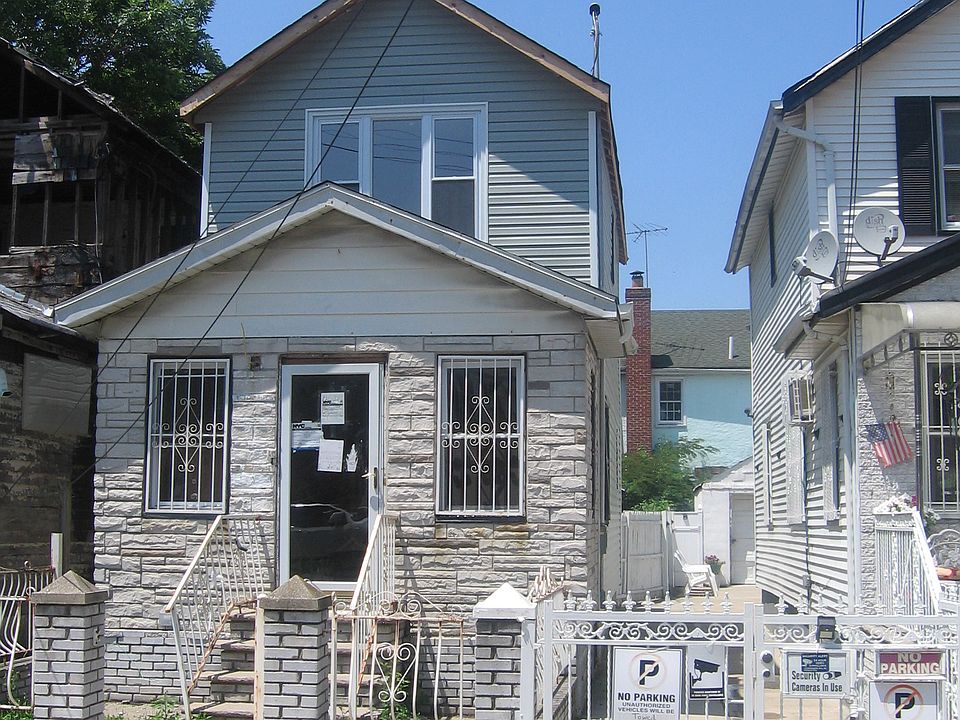 1st image of 126-03 116th Ave One Fam