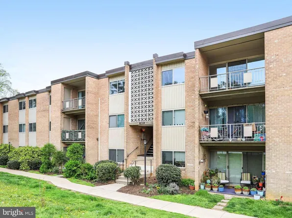 5115 Crossfield Ct APT 14, Rockville, MD 20852