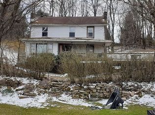 597 Hopewell Rd, White, PA 15490