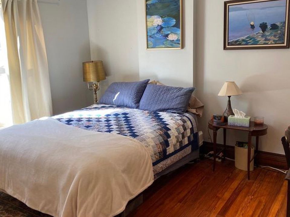 1st image of 7401 Franklin Blvd #4