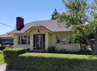 253 SW 8th St, Redmond, OR 97756