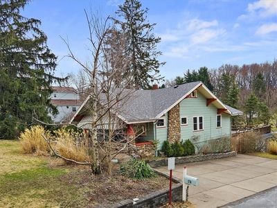 276 Forest Grove Rd, Coraopolis, PA, 15108