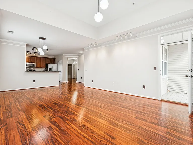 522 Knolls Dr #308 — Photo 7