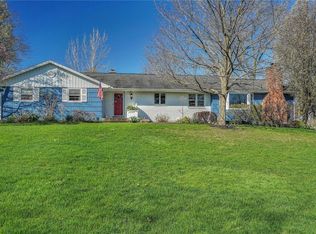 5890 Old Lake Shore Rd, Lake View, NY 14085