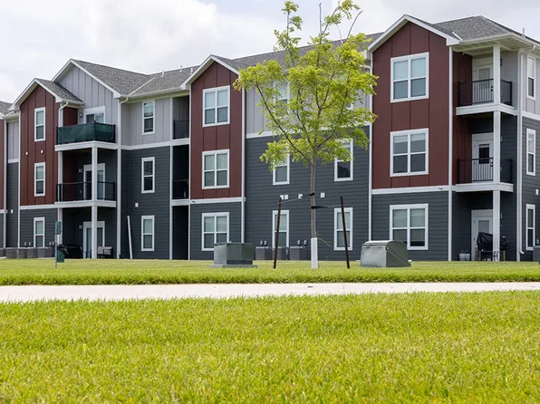 Legacy Bend Apartments