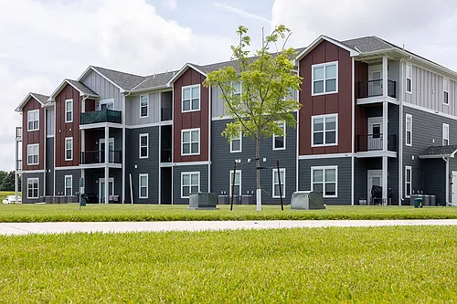 715 Legacy Dr Photo 1