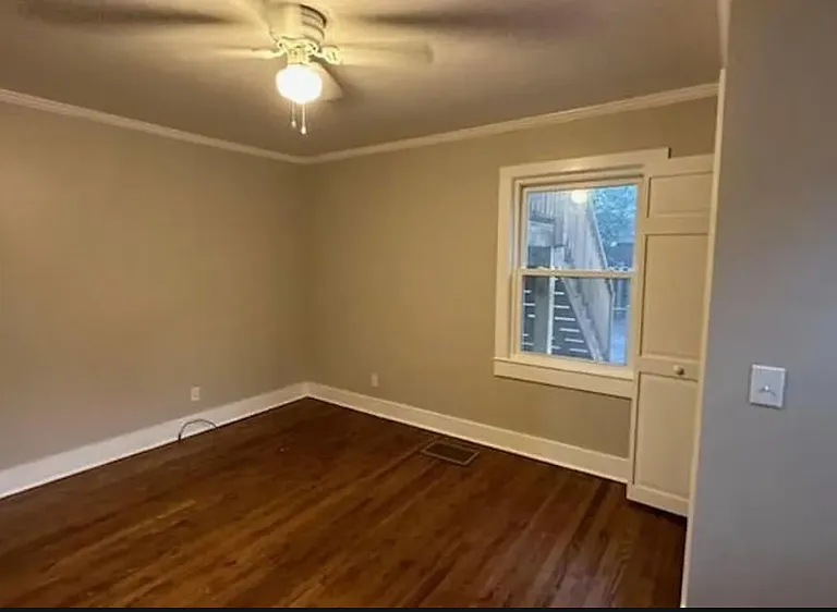 305 S Walnut St #A — Photo 8