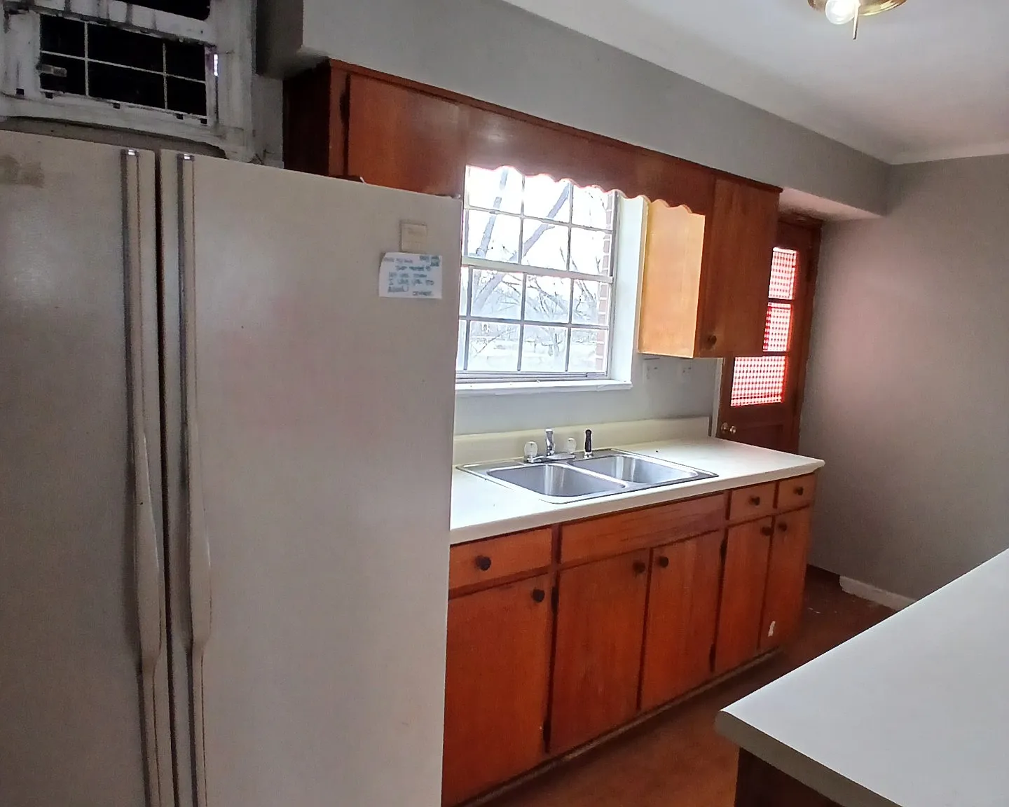 2 bed, $995 — Photo 3