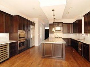 2156 N Oakley Ave, Chicago, IL 60647
