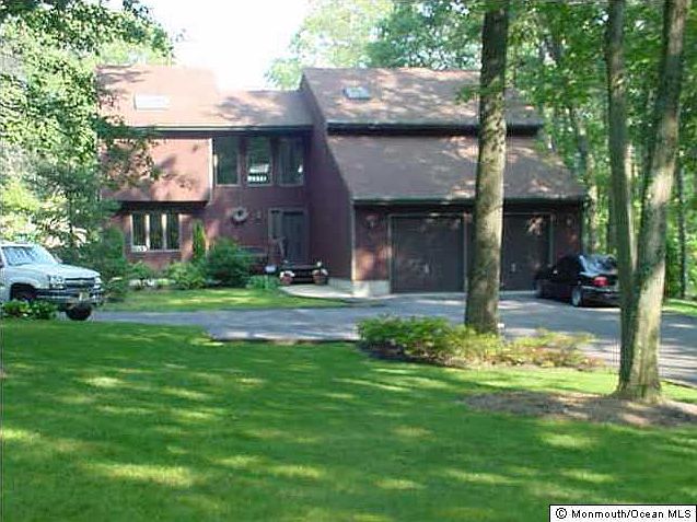 1st image of 89 Maplehurst Ave
