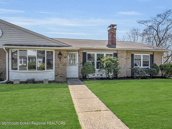 2nd image of 150 Buckingham Drive #B