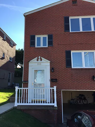 203 W Marion St Photo 1