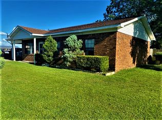 1053 E Maxine St, Piggott, AR 72454