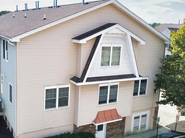 3 Doris Lane, Wallington, NJ 07057