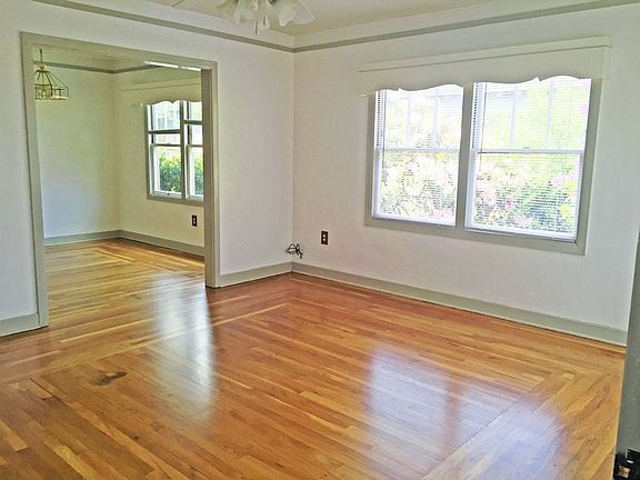 4th image of 1201 McCullens Ave