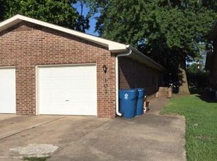 107 S Collins Ave, Gentry, AR 72734